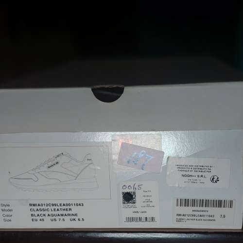 買錯Size 代友出售Reebok Classic Leather