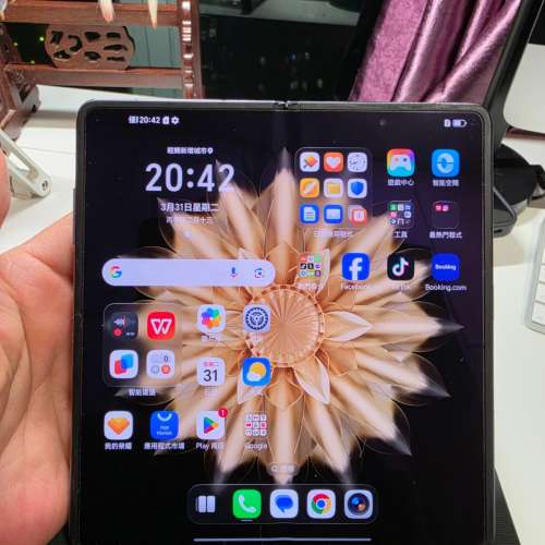 Honor magic v2 16+512 紫色香港行貨 雙卡 二手 99%新全套有盒功能全正常 荃灣港鐵...