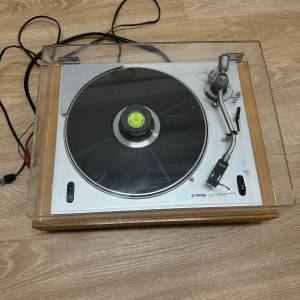 Yamaha YP-700C 黑膠唱盤