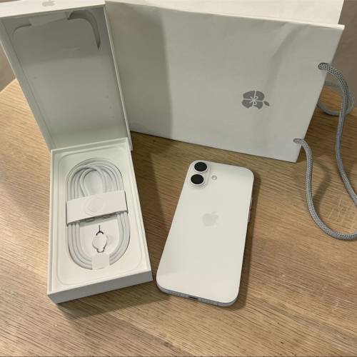 99.9%新，iphone 17, 256gb, white, 行貨有保養