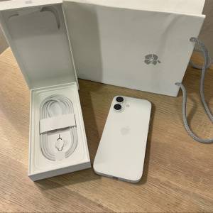99.9%新，iphone 17, 256gb, white, 行貨有保養