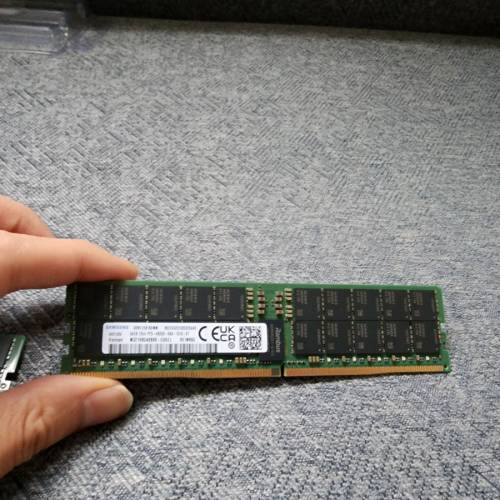 Samsung 三星 DDR5 4800 64GB ECC R-DIMM 伺服器記憶體 x2