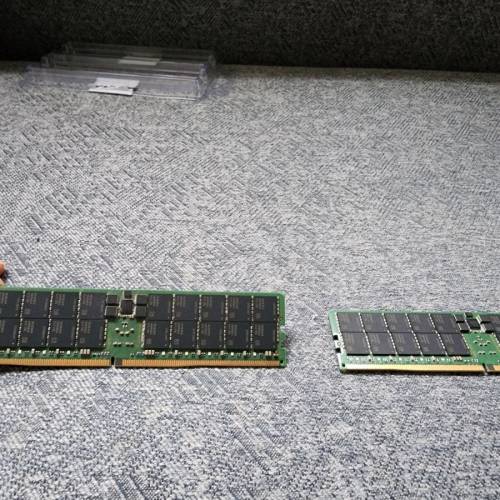 Samsung 三星 DDR5 4800 64GB ECC R-DIMM 伺服器記憶體 x2