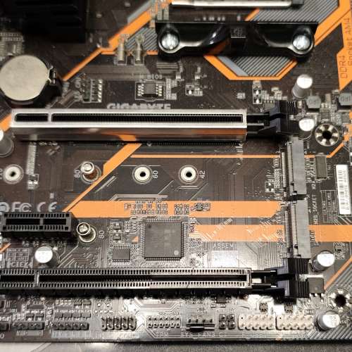 Gigabyte B450M AORUS ELITE AM4 主機板