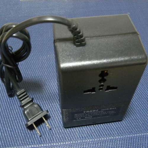 110V 轉 220V 變壓器 200W 在日本臺灣美加使用香港的小家電