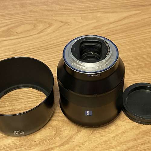 Zeiss Batis 85mm f/1.8 Sony  E-mount Lens