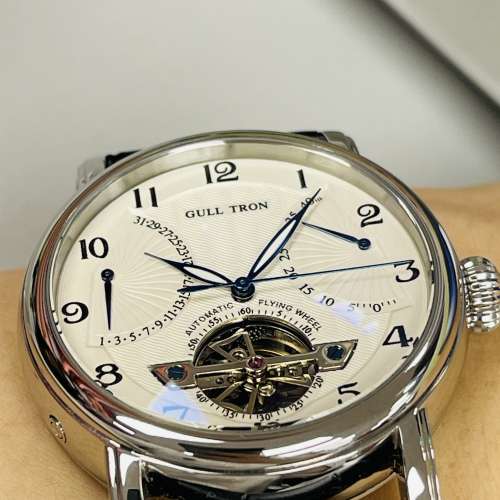 海鷗錶 open heart 透底 動能顯示 45小時動能 精鋼蝴蝶扣 真牛皮帶