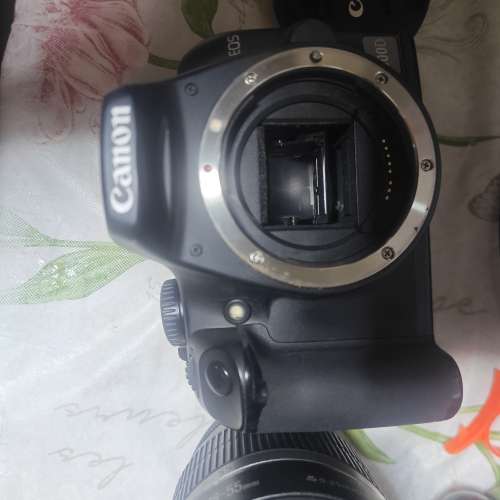Canon 1000D kit