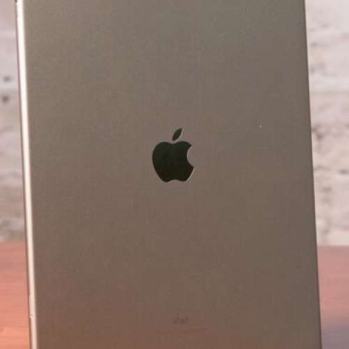 【12.9吋特大螢幕】iPad Pro 12.9" Gen 2, 256GB WiFi+Sim (插卡版) - 繪圖/睇戲/遠...