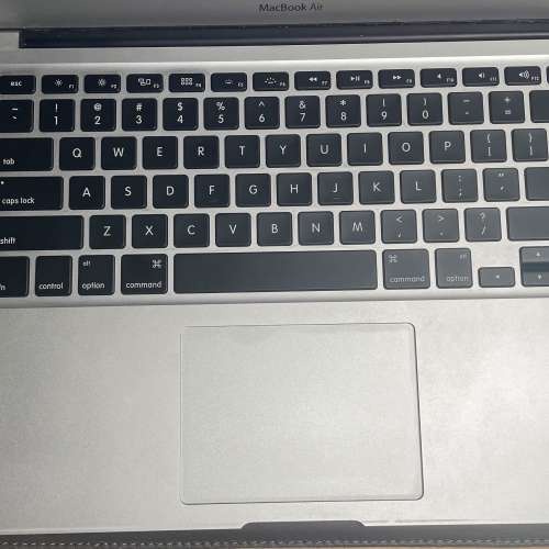 MacBook Air 13 2015 / i7 / 8G / 512GB，合文書，上網，功課