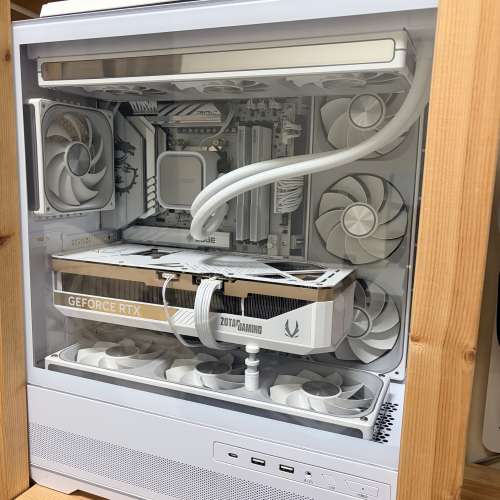 9950x3d 5080 32gb ram 2tb ssd