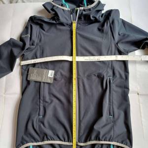 🇺🇸 美國 Nathan Sports Tour 防風外套黑色 細碼