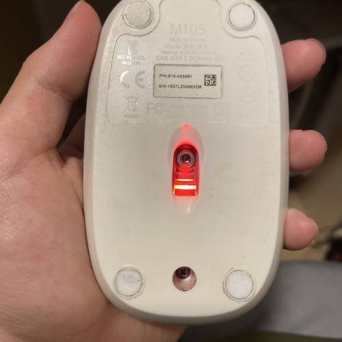 Logitech M105 白色光學有線滑鼠 (極新淨、無發黃)