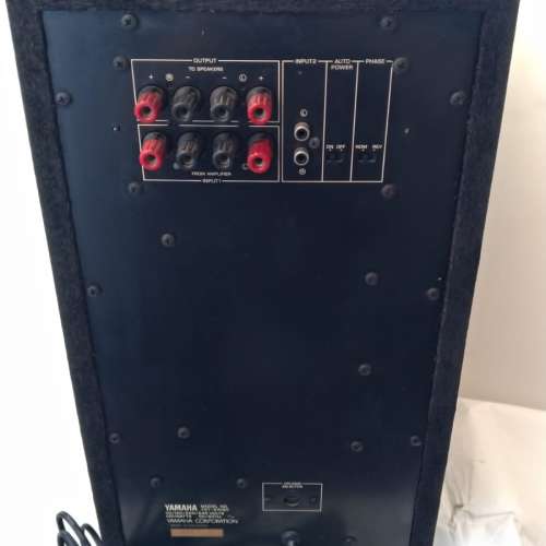 YAMAHA山葉牌重低音喇叭