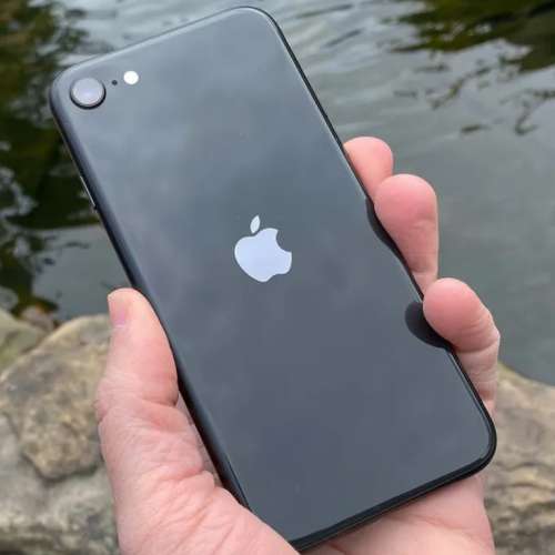 256GB 頂配大容量】iPhone SE (太空灰/黑) - 旗艦性能、單手操作、戴口罩解鎖神機