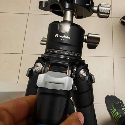 Leofoto 碳纖維腳架 LS-284c
