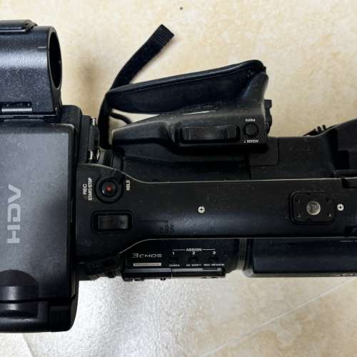 (淨機/帶大HDMI插）低價出售 HVR-Z5P Digital HD Video Camera Recorder