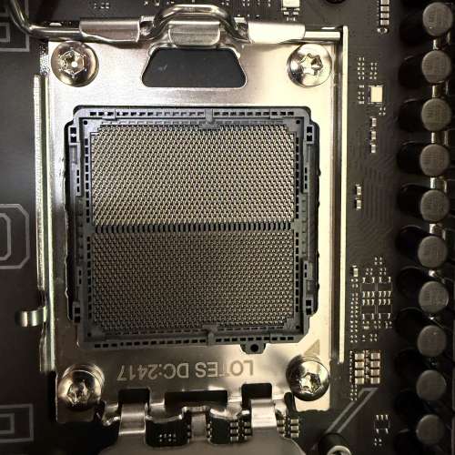 Asus 華碩 ROG STRIX B650E-E GAMING WiFi ATX 主機板 (DDR5/Wi-Fi/藍牙/AM5)