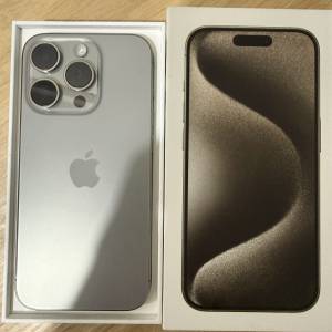 iPhone 15pro 256gb,港行雙卡極新，原色鈦金屬，所有功能正常！全套齊！