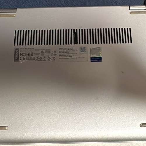 Lenovo YOGA 720-12IKB平板手提電腦