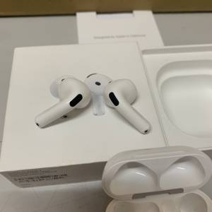 99%New Apple AirPods 4 MXP63 保到5-11-2026