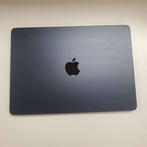 Apple M2 MacBook Air 13吋 (2022) (Apple M2 8-core GPU, 8+512GB SSD) GT-0004303