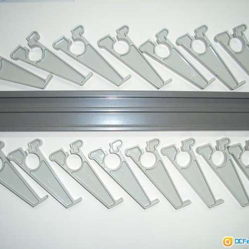 音響線掛架, 英國製, 牌子: Futters.