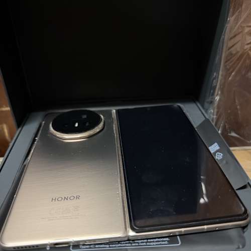 Honor magic v5 16+512GB  ( 金色 ) (有保到2027年1月)