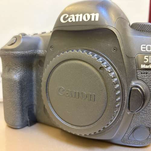 Canon  EOS 5D Mark IV Body