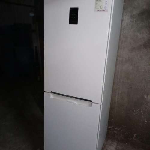 SAMSUNG   三星變頻珍珠白大容量雪櫃