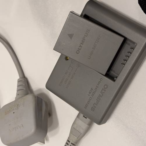 M43 Olympus 奧林巴斯 OM-D E-M5 EM5 連 12-50 lens, FL-LM2 閃光燈