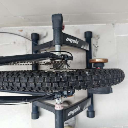 LOUIS GARNEAU MV5消光黑 連 訓練座