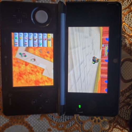 美版 Nintendo 3DS 遊戲機連 5隻遊戲 [只玩正版無改機]