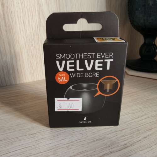 全新DIVINUS VELVET Wide Bore 耳膠（size ML)