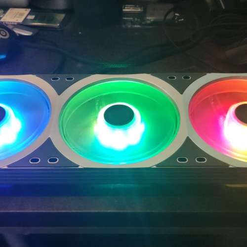 Cooler Master  (ML360P) ARGB 連體12cm風扇三把