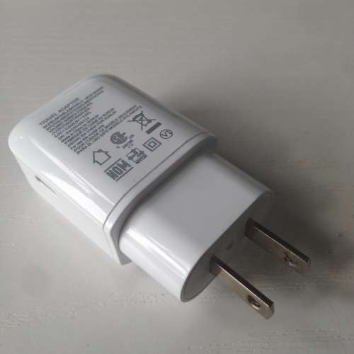 📱 LG MCS-N04WR USB Type-C Fast Adaptive Charger 5V-3A Nexus 5X USED 旅行充電...