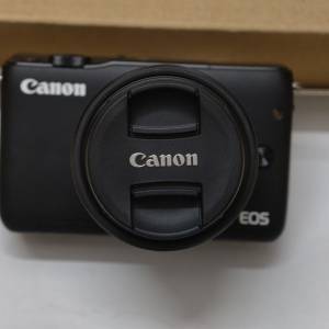 Canon EOS M10 EF-M15-45 IS STM Kit 接近全新