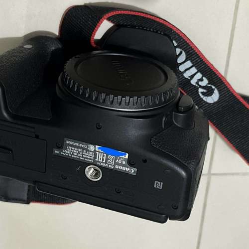 Canon EOS 750D 淨機 18-135天涯鏡 10-22超廣角 24f2.8大光圈人像 相機袋