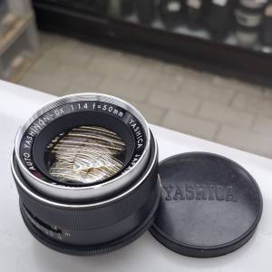 YASHICA YASHINON-DX 50MM F1.4 M42 MOUNT