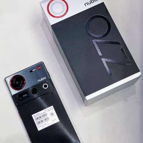 全新 Nubia Z70S Ultra 16+512GB  攝影師版 黑色 國際版系統 另有 Z60 Ultra Z80 U...