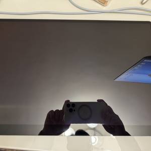 便攜16寸 AMOLED 120hz