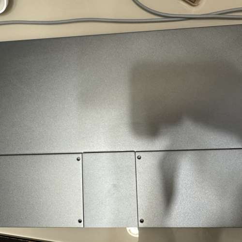 便攜16寸 AMOLED 120hz