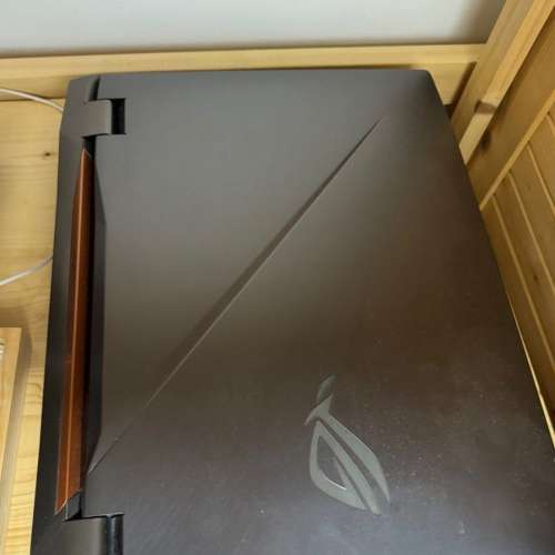 Asus ROG 機王gaming notebook GTX1080 i7 8750HK