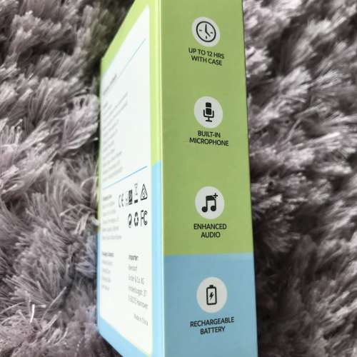 全新 AsOne 無線耳機連充電