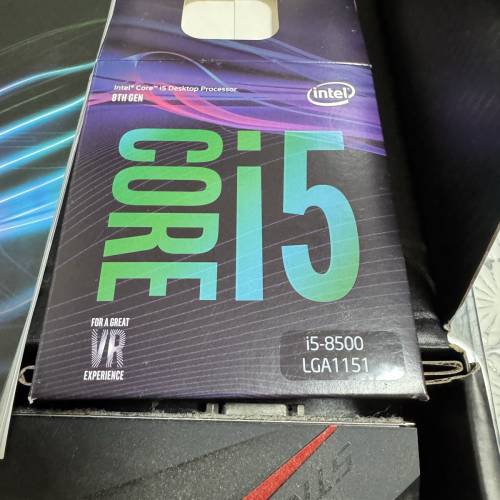 Asus ROG strix B350 G gaming 底板連intel i5-8500 cpu