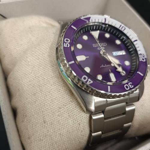 Seiko紫色錶 Seiko 5 Sports 精工錶 手錶 限量版 新加坡速遞到港 現貨  序號隨機 九...