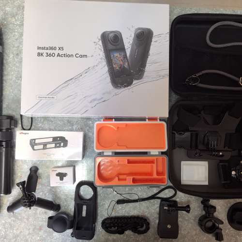 Insta360 X5 萬能套裝、行貨、全新多種原裝配件及副廠配件、 未拆包裝、未激活 (一...