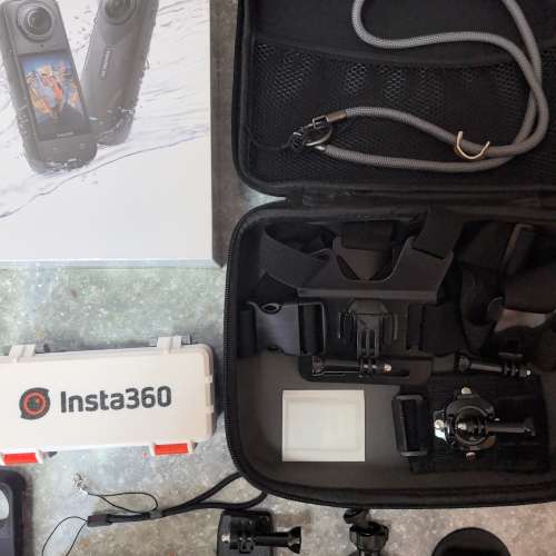 Insta360 X5 萬能套裝、行貨、全新多種原裝配件及副廠配件、 未拆包裝、未激活 (一...