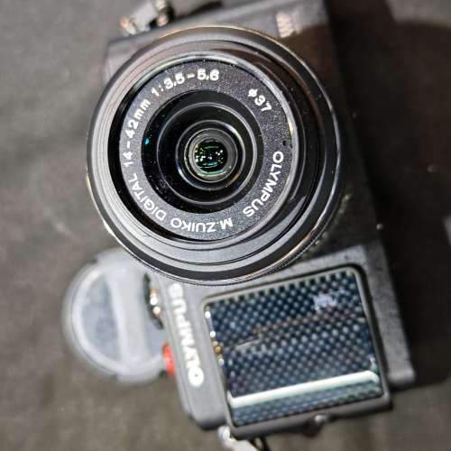 olympus E-PL6 + 14-42 R II 奧林巴斯 EPL6 14MM 42MM 14 42 冇電池後蓋 跟 1 電 1...