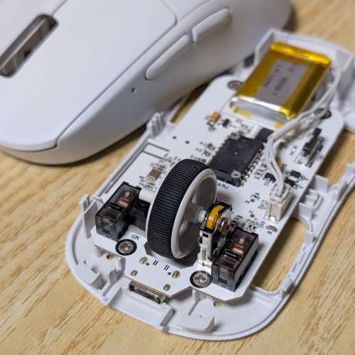 Pulsar X2 Size 2 Wireless Mouse